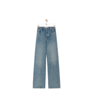 High waisted jeans in denim